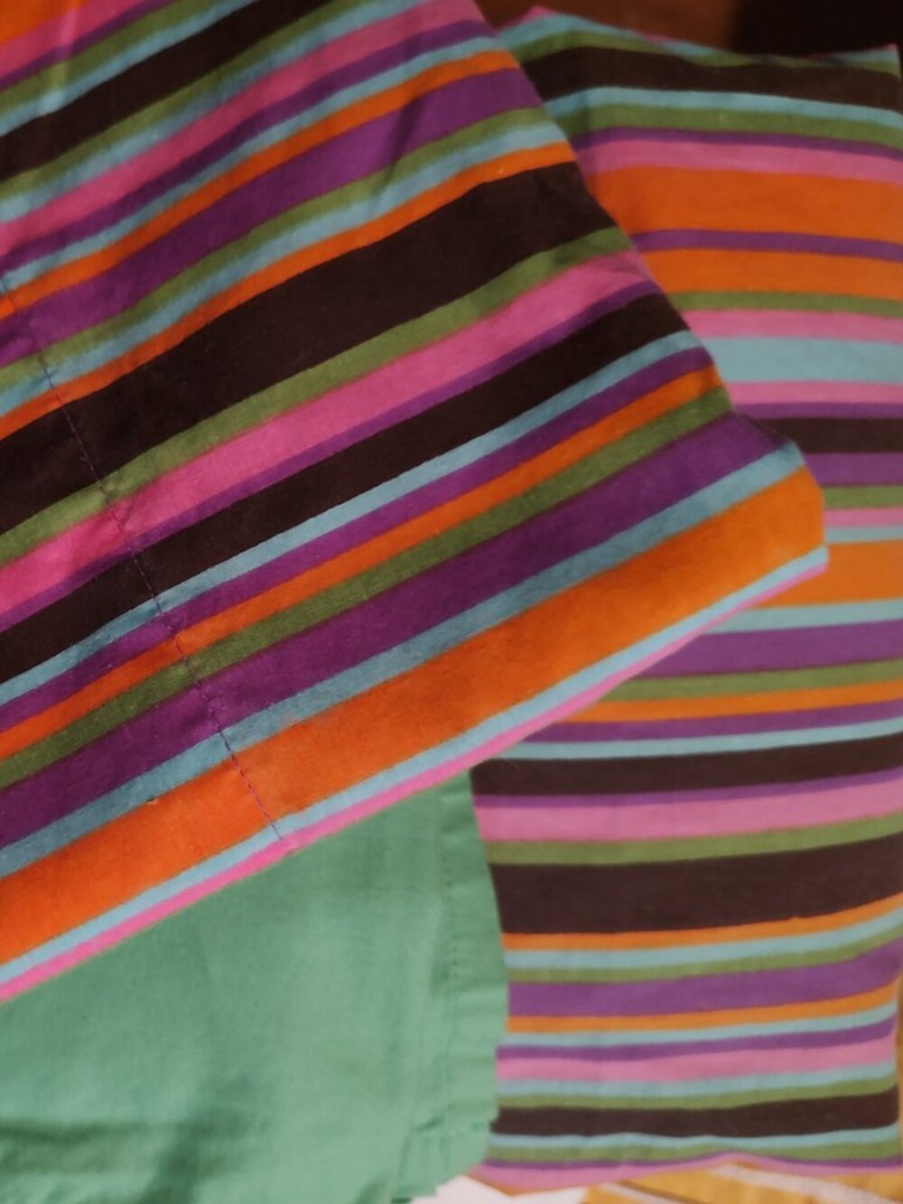 Excellent Preloved condition Springs Multicolored Twin Sheet Set